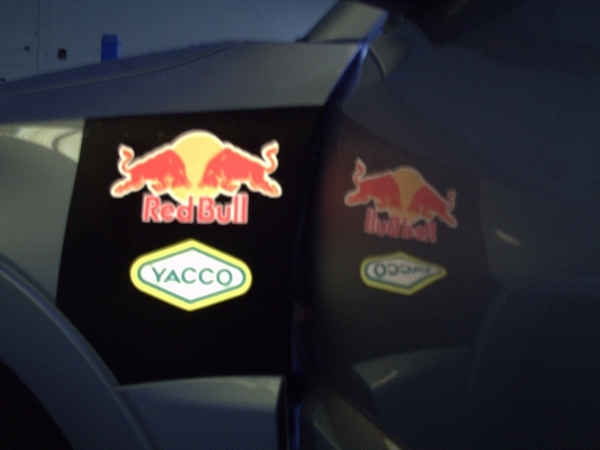 Electroluminescent sticker product