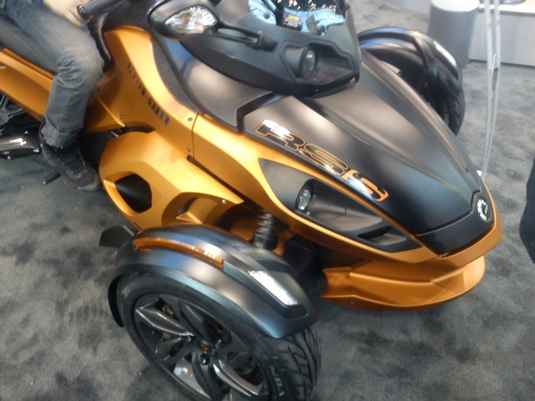 Montreal vehicle manufacturer