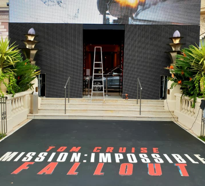 Cannes advertising