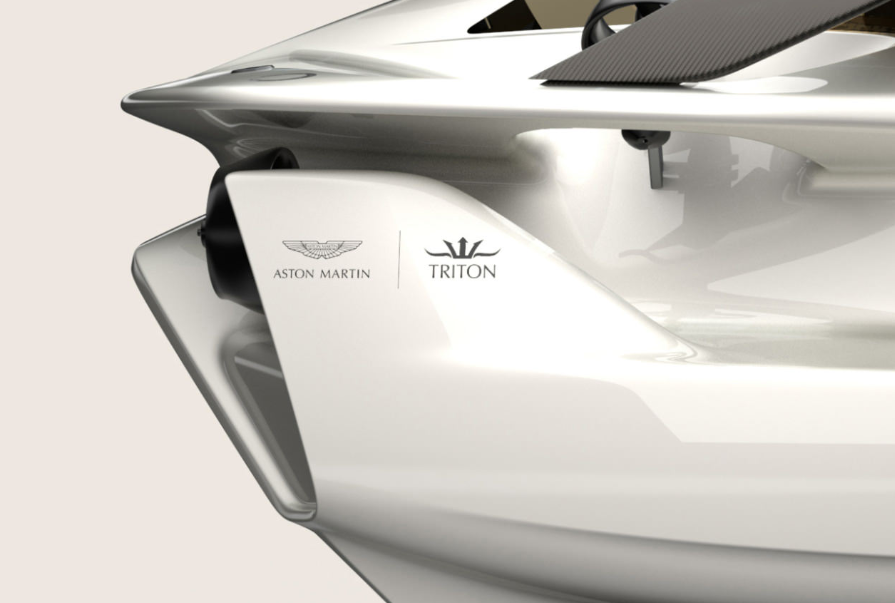 Aston martin Triton