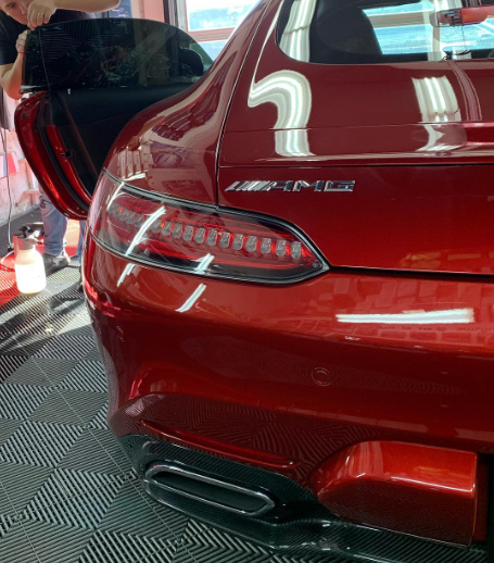 V8 biturbo Daimler USA