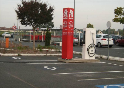 Auchan parking voiture electrique