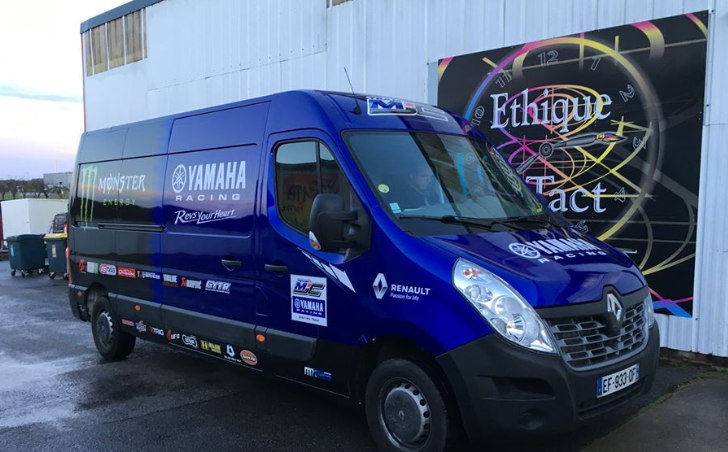 Renault truck 56 installer
