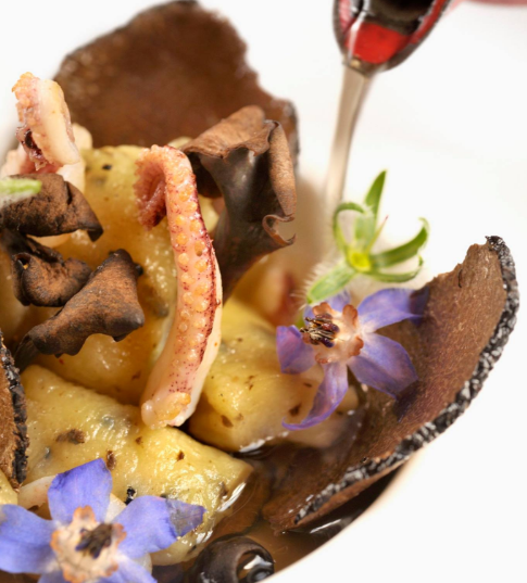 13 Gastro hide restaurant