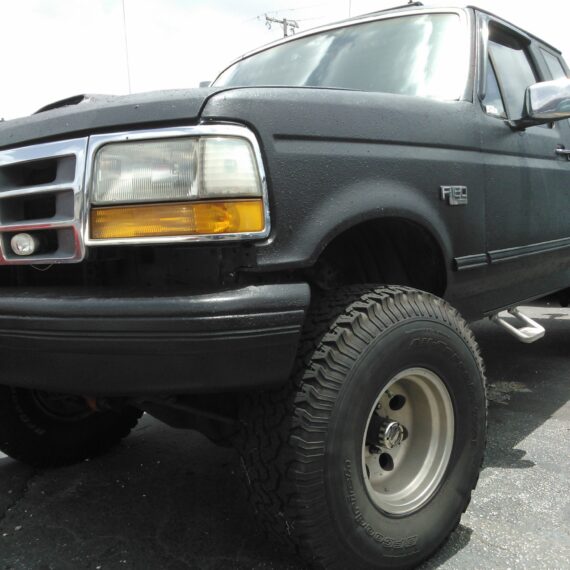 Ford car dealer West Miami