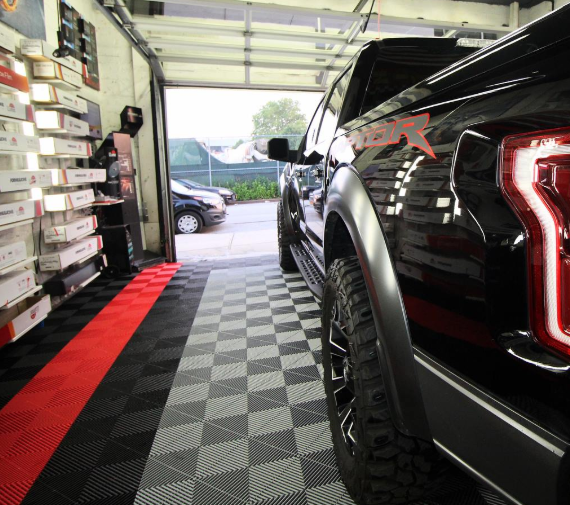 USA workshop installer