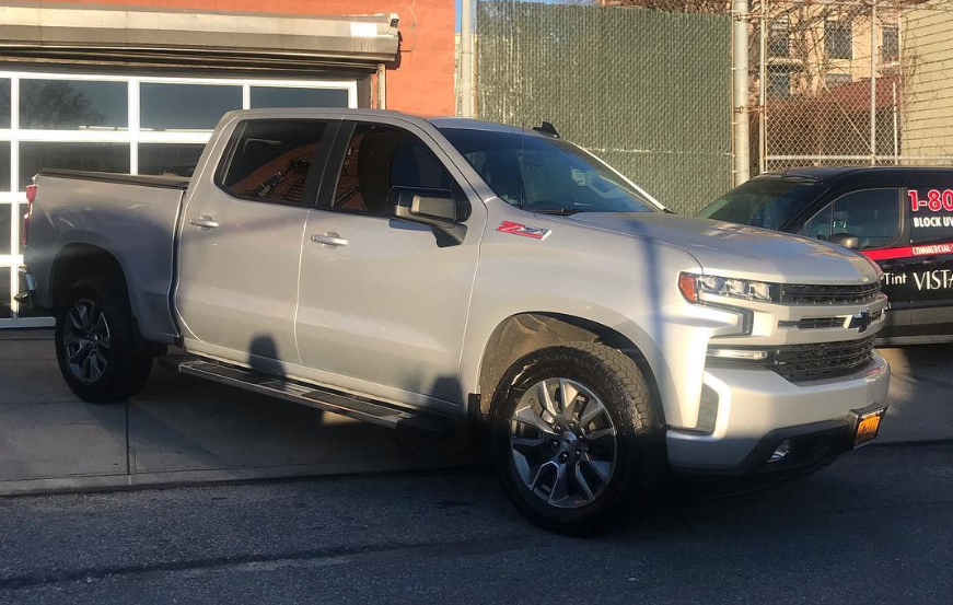 Chevy workshop installer