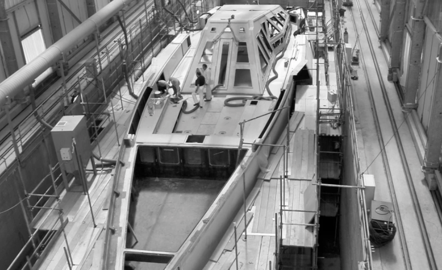 Italian marine structurer
